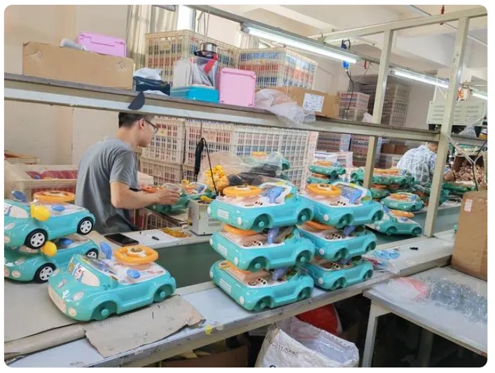 注塑玩具生產.jpg
